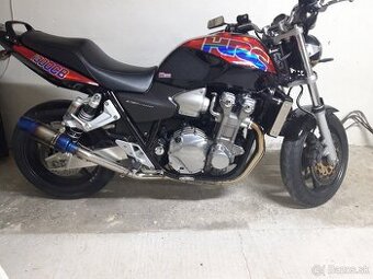 Honda cb 1300