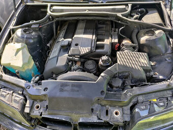 Bmw e46 323i sedan - náhradní díly