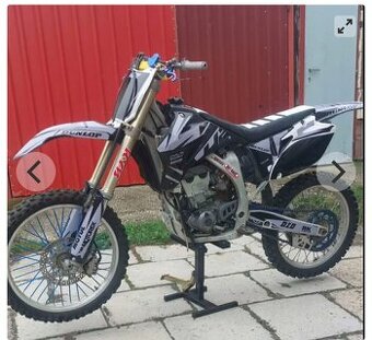 Predam Yanaha yzf 250 2006 ročnik