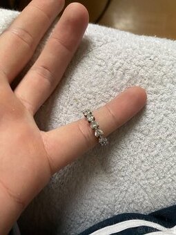 Pandora Obrúčkový prsteň s čírymi srdiečkami