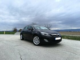 Opel Astra J 1.4 Turbo, 103 kW, benzín