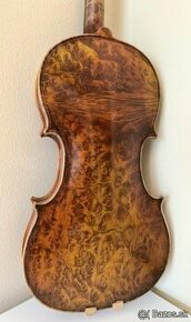 husle 4/4 model Stradivari (očkový javor)