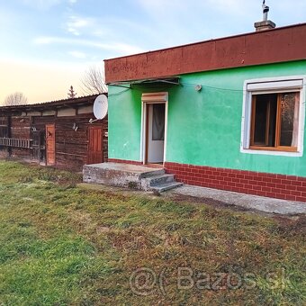 DOM a veľký stavebný pozemok Sikenica-30 árový
