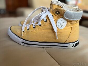 Armani Jeans