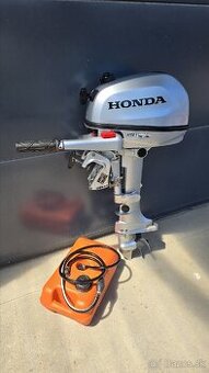 Predám závesný lodný motor Honda BF 6 s označením 5