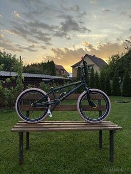 Predám štýlový BMX bicykel