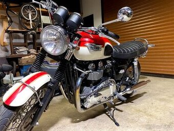 Triumph Bonneville T100 2010