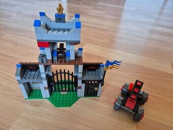 LEGO Castle 70402 - Prepadnutie strážnice