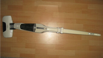 AKU tycovy vysavac QUIGG (18V)