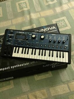 Syntetizátor Novation Mininova
