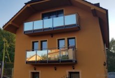 Nerez, kov,hliník - zábradlie,brána,schody,plot,prístrešok