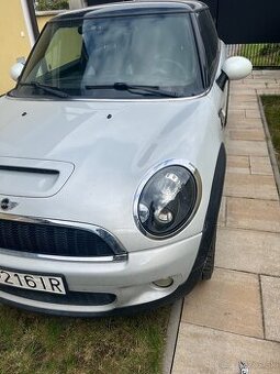 Predám Mini Cooper R56 špeciál Kamden