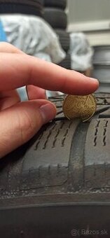 4 ks Zimné pneu, 215/55 r17 zn. Continental