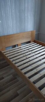 Manželská posteľ 200x160 masív s úložným priestorom