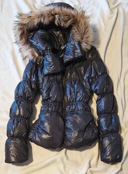 Dámska sivá zimná bunda s kožušinou Veľ. S