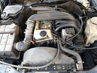Motor mercedes 220D M604.910 (Lucas) s mechanickým čerpadlem