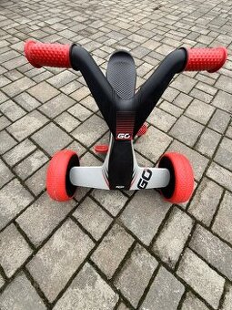 Detstké odrážadlo a šlapadlo