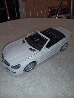 Predám Mercedes SL 63 Amg