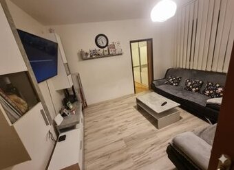 Predám 3 izbový byt s balkónom