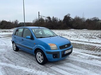 Predám Ford Fusion 1.4 59kw 1.majitel