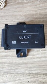 Modul centralneho zamykanie Opel 90457682