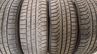 Predám 4ks jazdené zimné 235/50r19-99V Pirelli