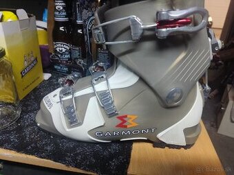 Predám Skialpove lyžiarky Garmont