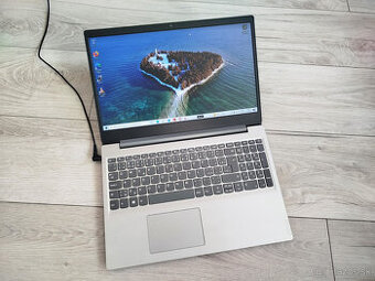 notebook Lenovo - 15.6", Celeron, 4GB, 500GB, Windows 10