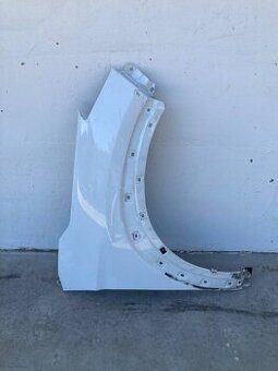 HYUNDAI TUCSON III 2015- PRAVÝ PREDNÝ BLATNÍK