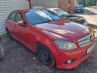 Mercedes C 220 2,2CDI 125 kw kód: 646811