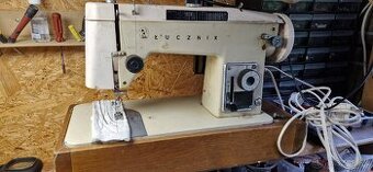 Predám šijací stroj Lucznik