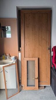 Predám mliečne okno – zánovné  a vchodové dvere HESTA (svetl