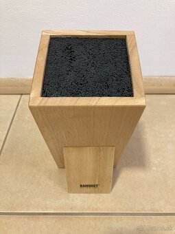 Stojan na nože Banquet