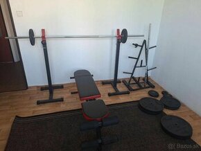 Kompletný fitness set: Činky, lavica, tyče a stojany