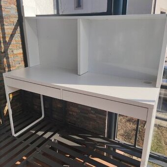 Pracovný stôl IKEA