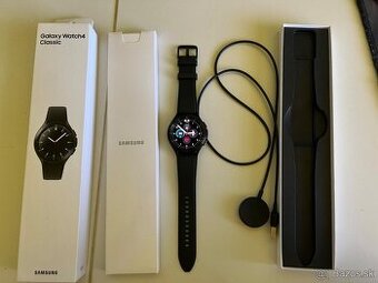 Samsung Galaxy Watch4 Classic 46mm Čierne + stojan