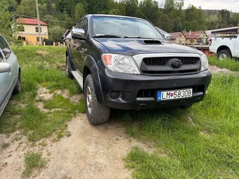 Toyota Hilux 3.0