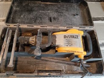 Dewalt D25900K