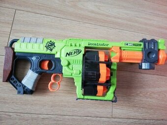 Nerf zombie strike doominator