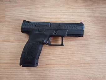 Pištoľ CZ P10C s príslušenstvom