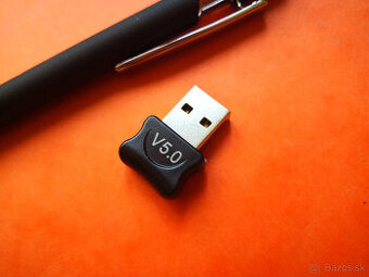 Predám USB Blutooth adaptér v 5.0 pre PC, notebook Win7,8,10 - 1