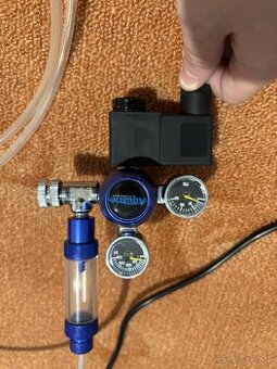 Co2 flaša 5l + Aquario reduktor BLUE s ihlovým ventilom a no