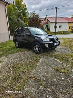 Toyota Rav4 2.0 D 85 kw 2003 220000km