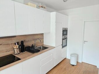 Realitný kancelária REALADR s.r.o.