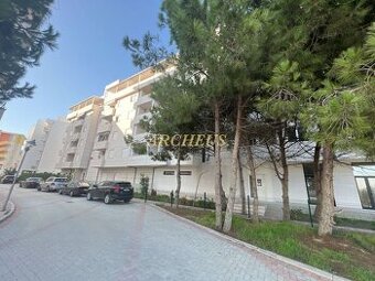 2 izbový apartmán pri mori v Albánsku s terasou, 50m2