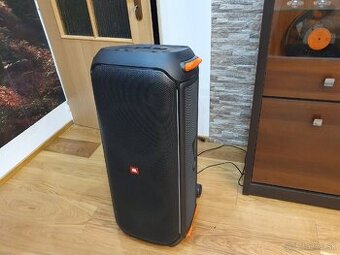 JBL 710 - 1