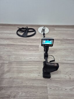 NOVA ZĽAVA  Detektor kovov  UIG GOLD DIGGER