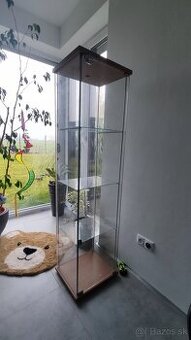 Sklenená vitrína - 1