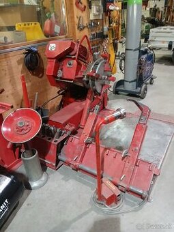 Prezuvačka na nakladne auta corghi