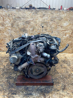 68.MOTOR  AUDI Q7 3.0 TDI V6  BUG